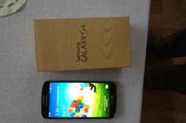 Samsung I9500 Galaxy S4 i ri ne kuti  