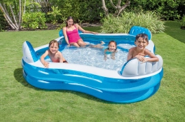 Square Inflatable Family Lounge Pool 229 x 229 x 66cm